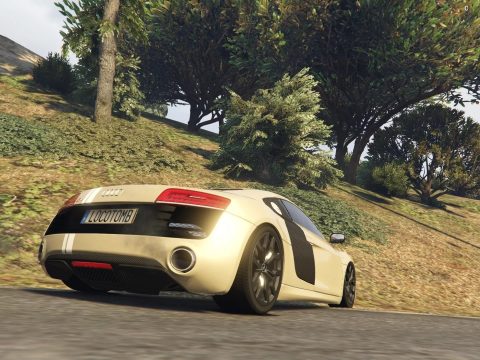 2013 Audi R8 Plus 1