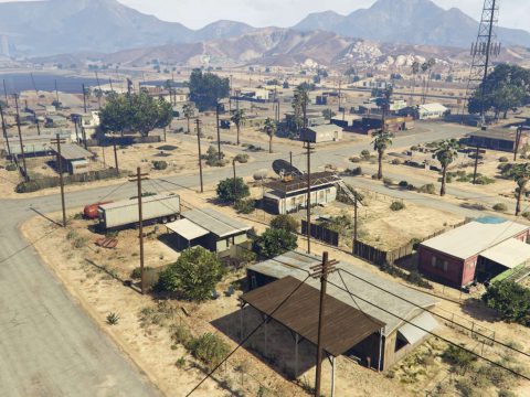 Delete american flags on Blaine County 1