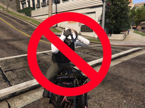 Disable Auto Helmet Equip 0.1