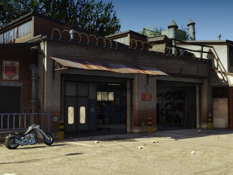 Lost MC Clubhouse Garage 1.0