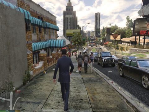 Realistic Pedestrians and Traffic v2.3