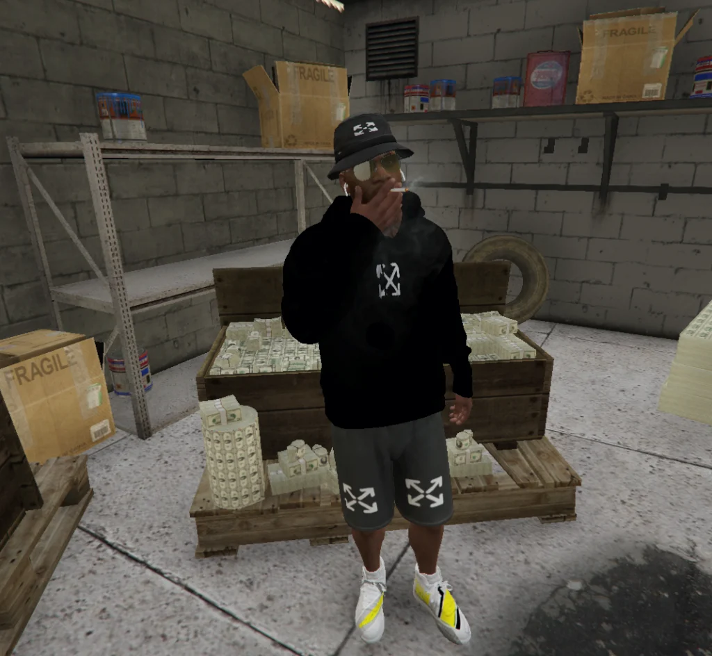 Quiet OFF-WHITE. (Shorts, sweatshirt, bucket) 1