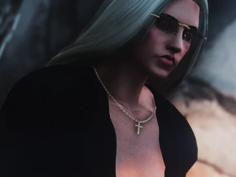 Female Cross Chain 1.0