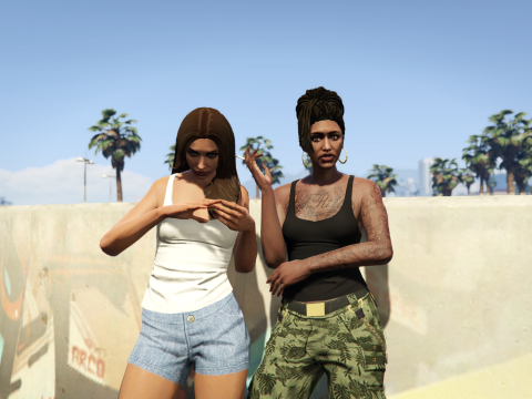 Recolored top for MP female 1.0