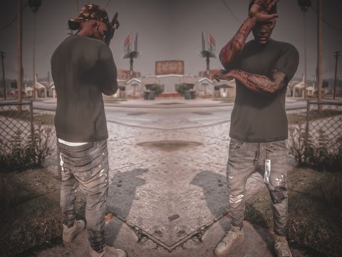 Riccardo Pose 1.0