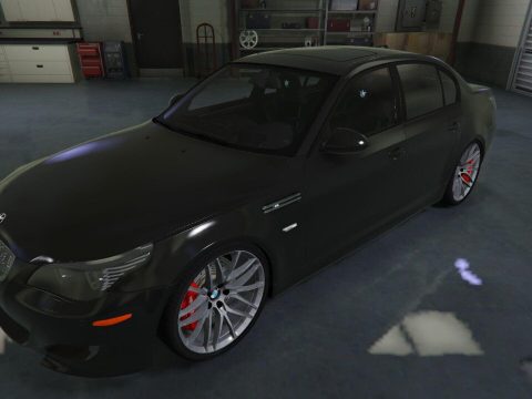 BMW M5 E60