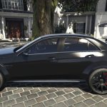 Mercedes-Benz E63 AMG2