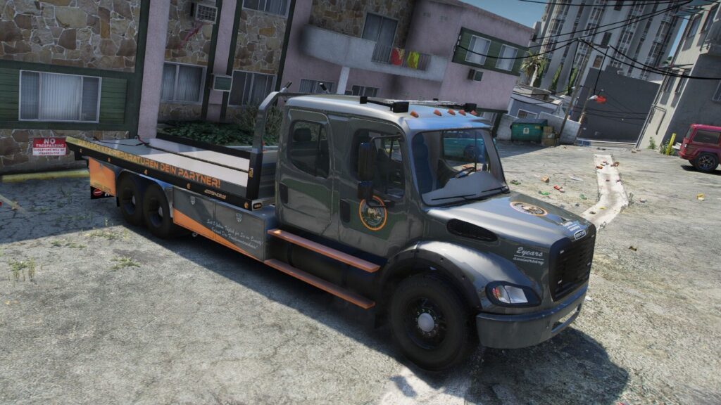 Freightliner M2 112