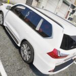 Lexus LX5703