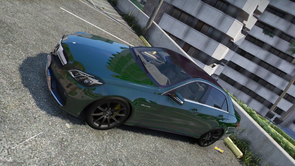 Mercedes-Benz E63 S AMG