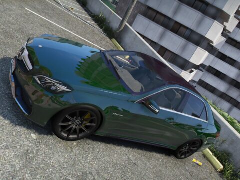 Mercedes-Benz E63 S AMG
