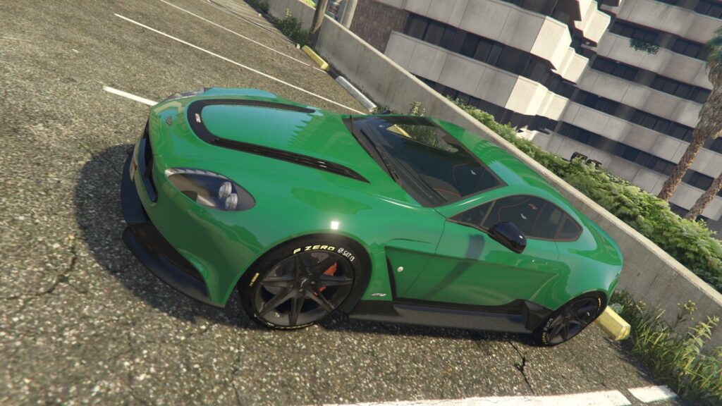 Aston Martin Vantage GT12