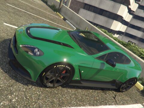 Aston Martin Vantage GT12