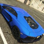 Lamborghini Aventador 3