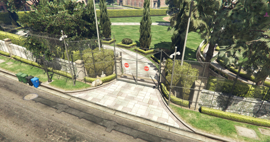 Playboy Mansion Fence V1.0