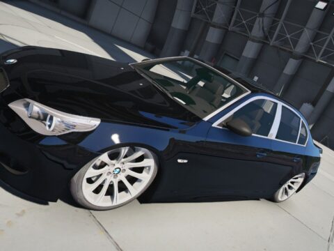 BMW M5 E60