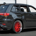 Jeep Grand Charokee Trackhawk Custom 2
