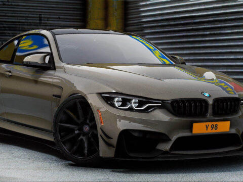 BMW M4 CS