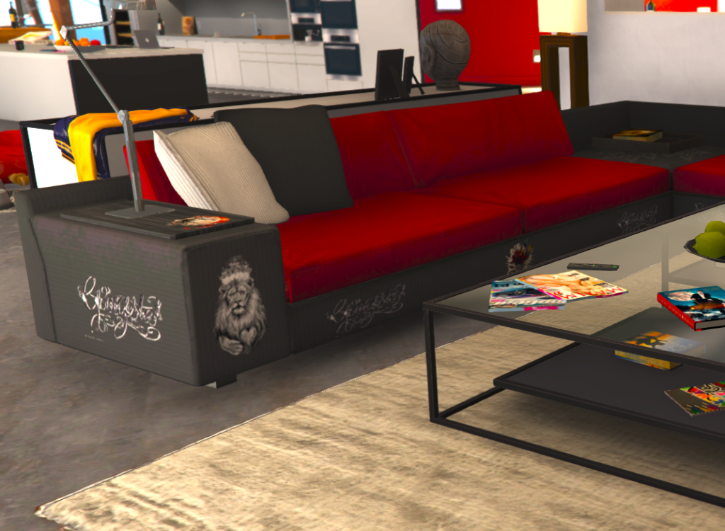 New Photos, Bed Sheets & More in Franklin's House 1.0