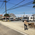 Larry's Auto Dealer V1.0