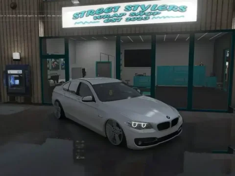 BMW M5 F10