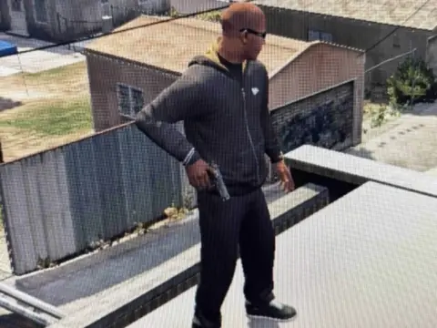 Hand on Holster [.NET] V1.0