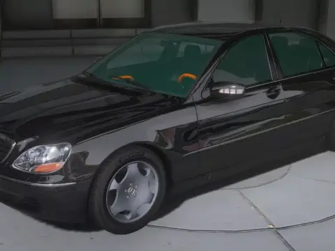 Mercedes-Benz S600 W220