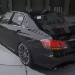 Mercedes-Benz E63 AMG3