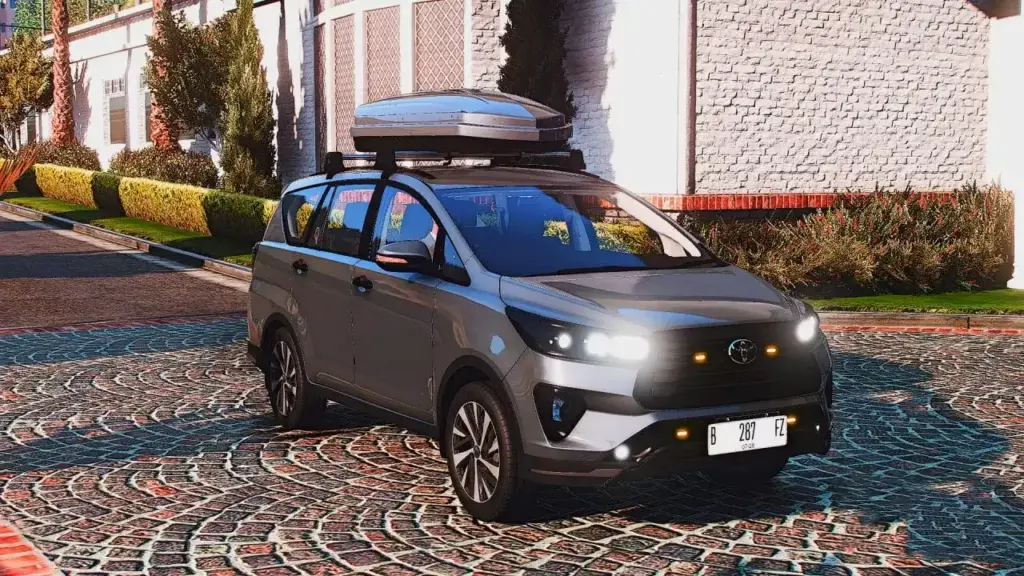 Toyota Innova Reborn Blacked