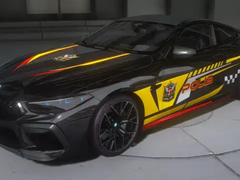 BMW M8 Polis Black Ops