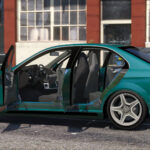 Mercedes-Benz C63 AMG4