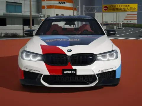 2018 BMW M5 F90 MotoGP