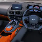 Aston Martin Vantage V12 FIA Safety Car5