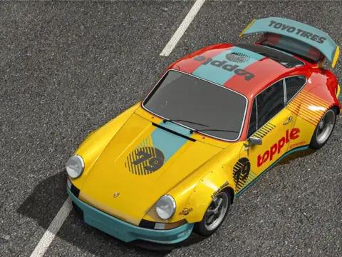 1973 Porsche 911 Carrera RS 79 topple