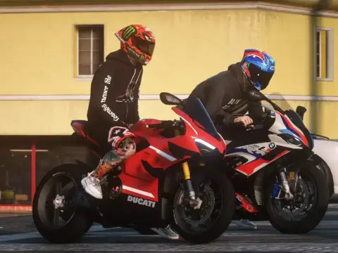 Ducati Panigale V4S