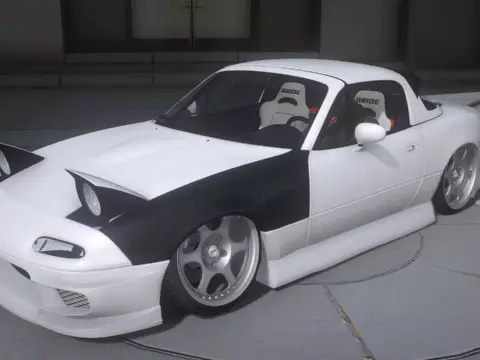 Mazda Miata Stanced-Out
