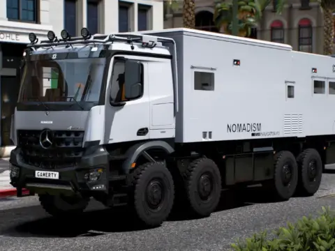 Mercedes-Benz Aross Nomadism