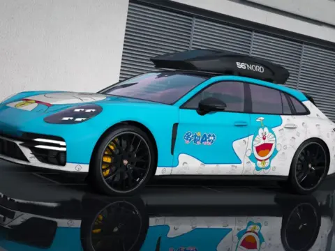 2021 Porsche Panamera Turbo S Sport Turismo Doraemon