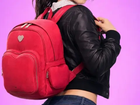 Heart Backpack Bag for MP Female 1.0