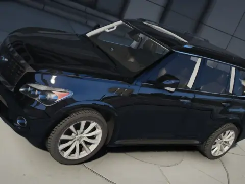 Infiniti QX56
