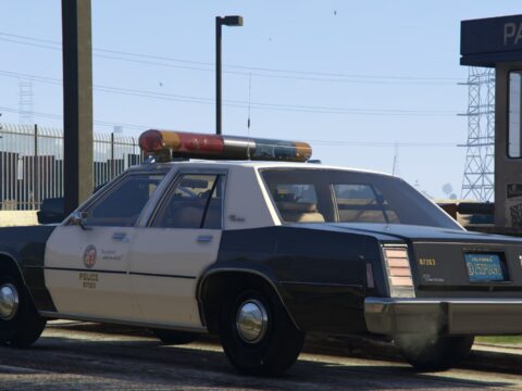 1985 Ford LTD Crown Victoria P72 - Los Angeles Police2