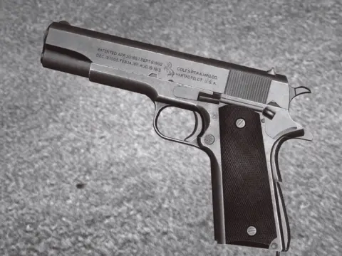 Colt 1911 1.0