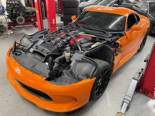 Dodge Viper GTS V10 8.4L - Engine Sound